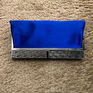 Bcbg clutch